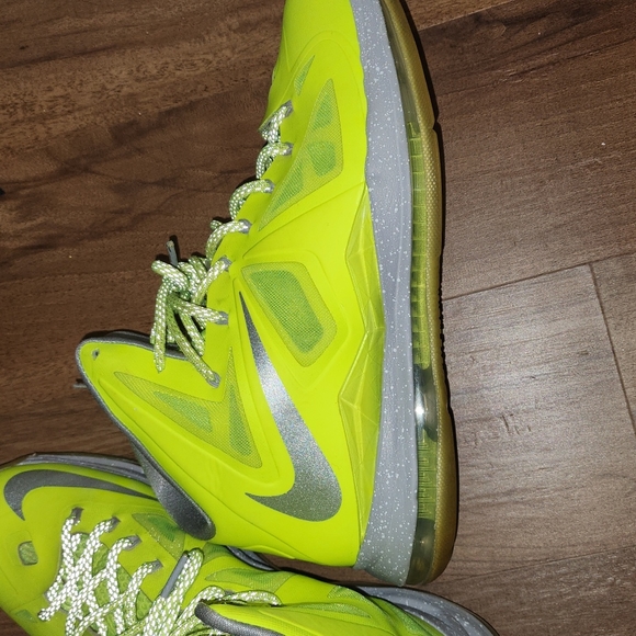 Nike LeBron 10 - Picture 8 of 9